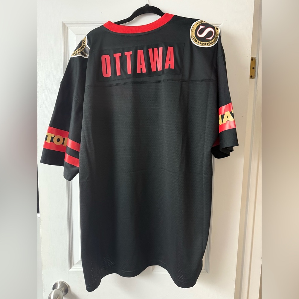 Mitchell & Ness Black and Red Hockey Jersey - Picture 2 of 2